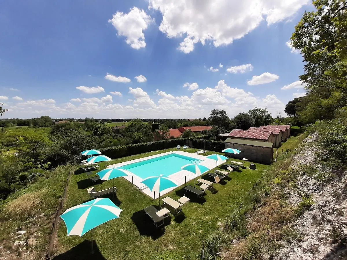 Farm stay Agriturismo Alba Baone Italy