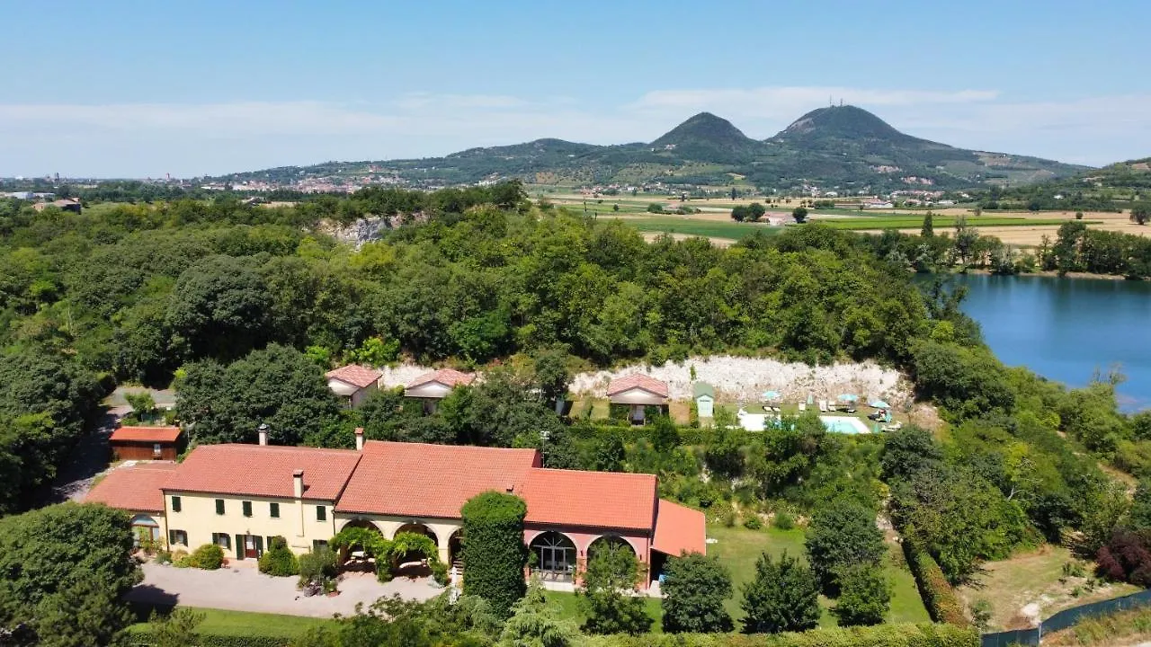 Agriturismo Alba Baone 0*,  Italy